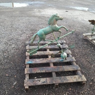 horse weathervane verdigris finish on pallet